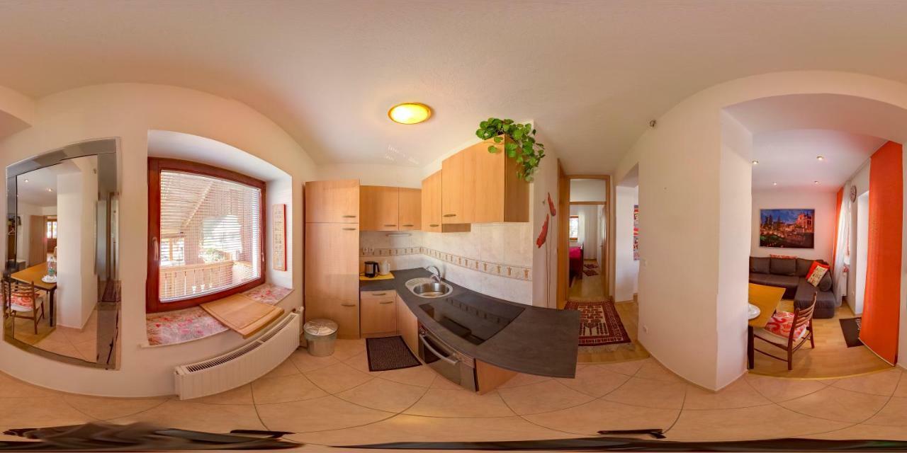 Guesthouse Sabine - Pr' Skminc Bohinjska Bela Zewnętrze zdjęcie